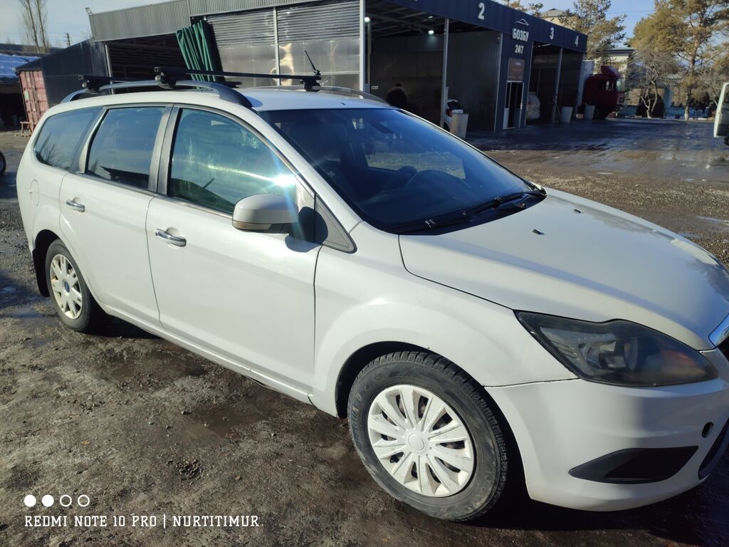 Ford Focus: 2008 г., 1.6 л, Механика, Бензин, Универсал: фото 3