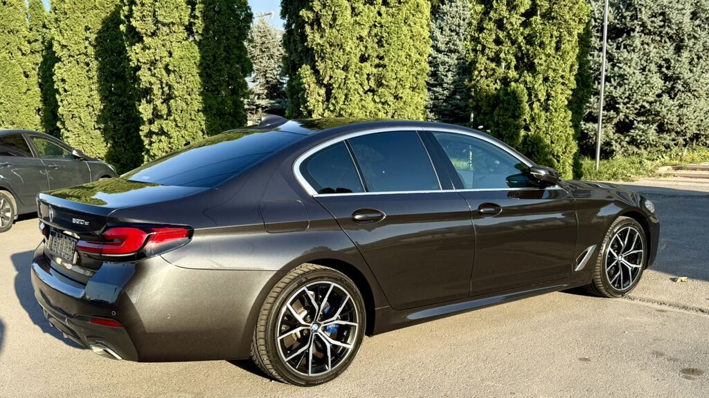 BMW 5 series: 2021 г., 2 л, Автомат, Гибрид, Седан: фото 5
