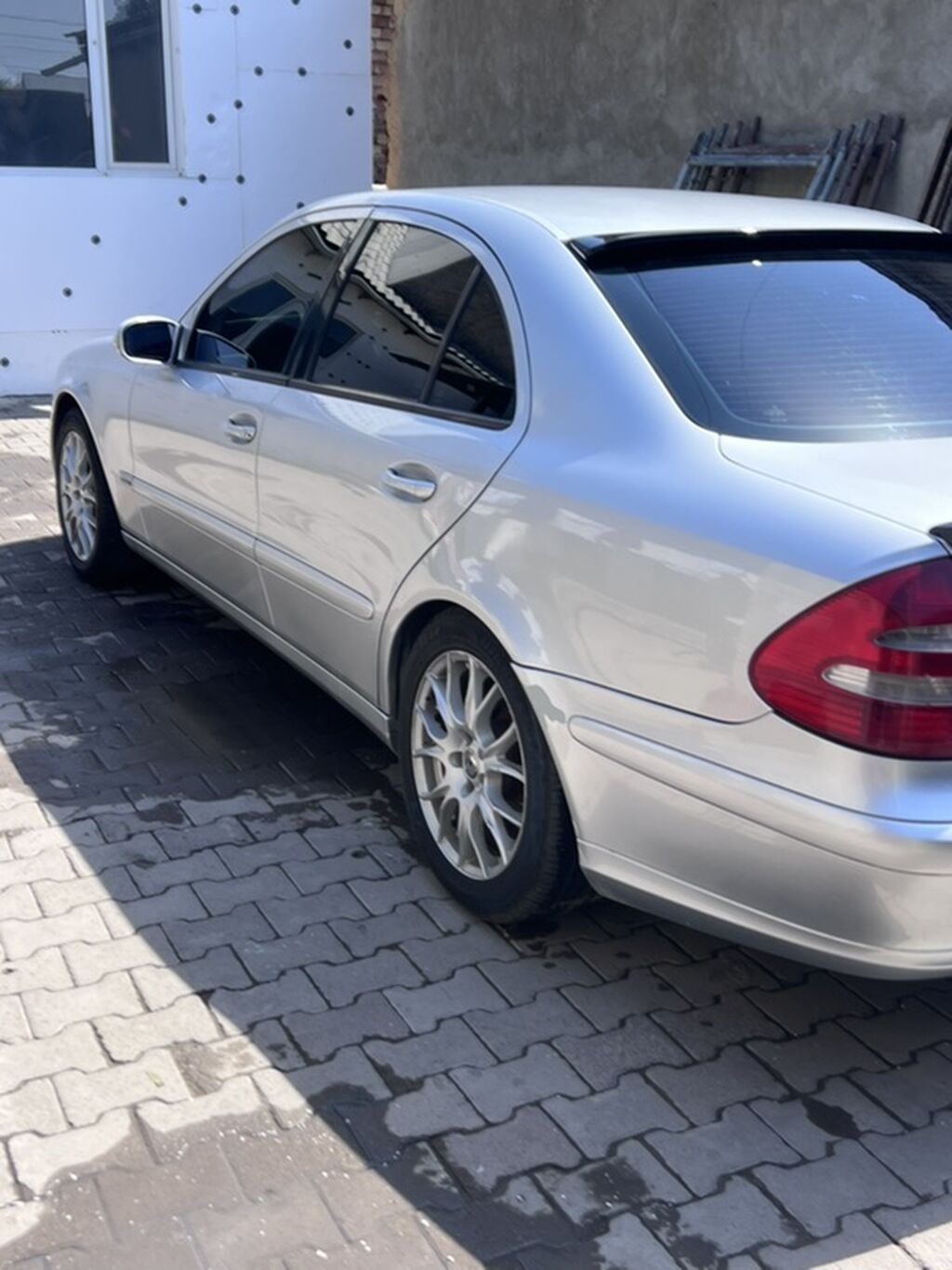 Mercedes-Benz E-Class: 2003 г., 3.2 л, Автомат, Бензин, Седан: фото 2