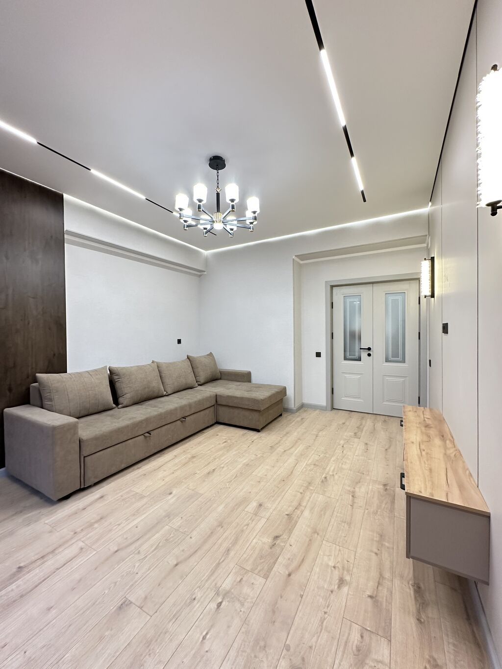 2 комнаты, 64 м², Джал-15 4 этаж, Дизайнерский ремонт: фото 1