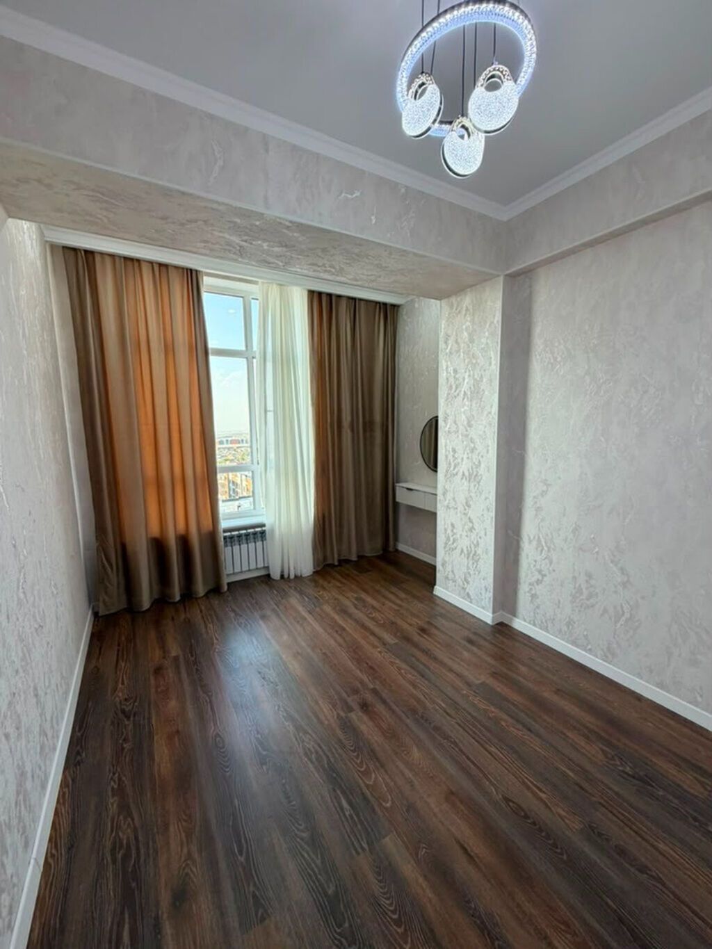 3 комнаты, 67 м², Технопарк Элитка, 14 этаж, Дизайнерский ремонт: фото 3