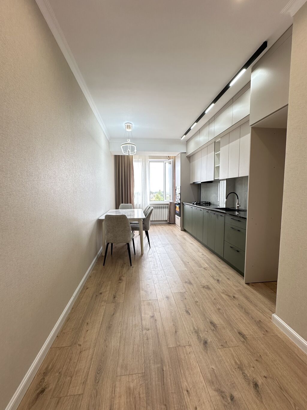 2 комнаты, 66 м², Элитка, 8 этаж, Дизайнерский ремонт: фото 2