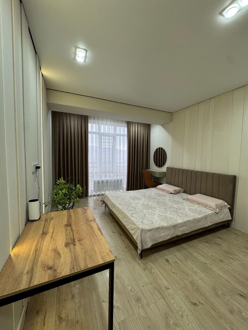 Продается шикарная Элитка! 4‑комнатная квартира 122м² сквозная, Ж/К: фото 1