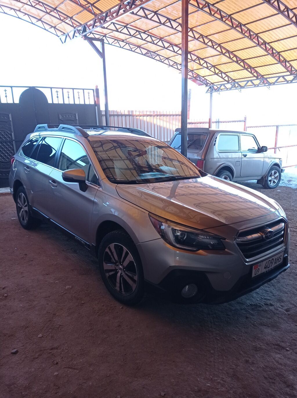 Subaru Outback: 2018 г., 2.5 л, Вариатор, Бензин, Универсал: фото 2