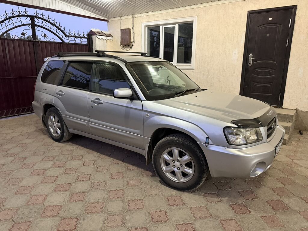 Subaru Forester: 2003 г., 2 л, Автомат, Газ, Универсал: фото 4