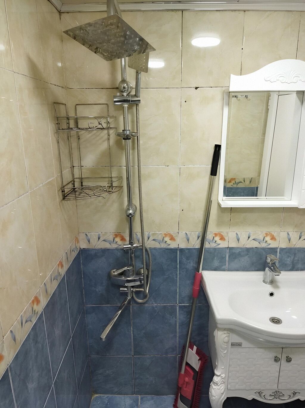 🏡 Salam, Mənzil Əcəmidə 20 Yanvar küçəsində, Qərənfil uşaq bağçasının