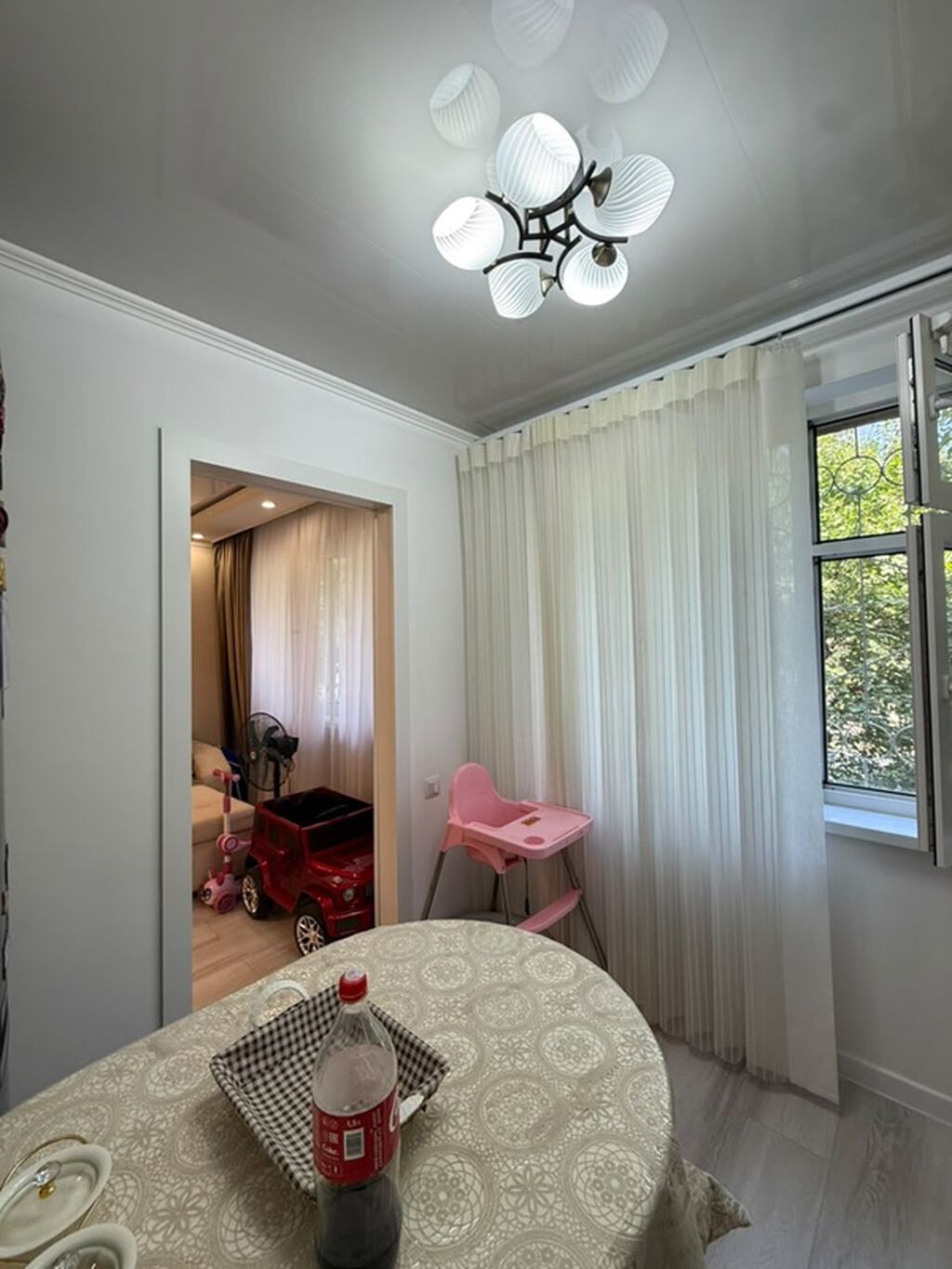 3 комнаты, 59 м², 10 мкр 104 серия, 1 этаж, Евроремонт: фото 3