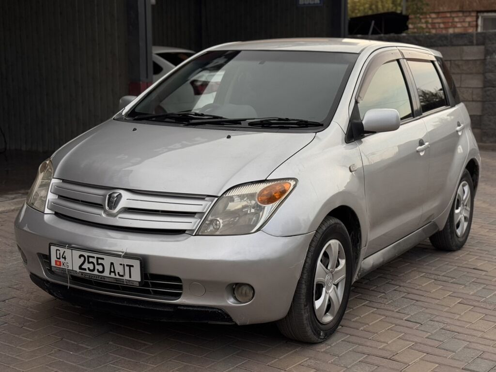 Toyota Ist