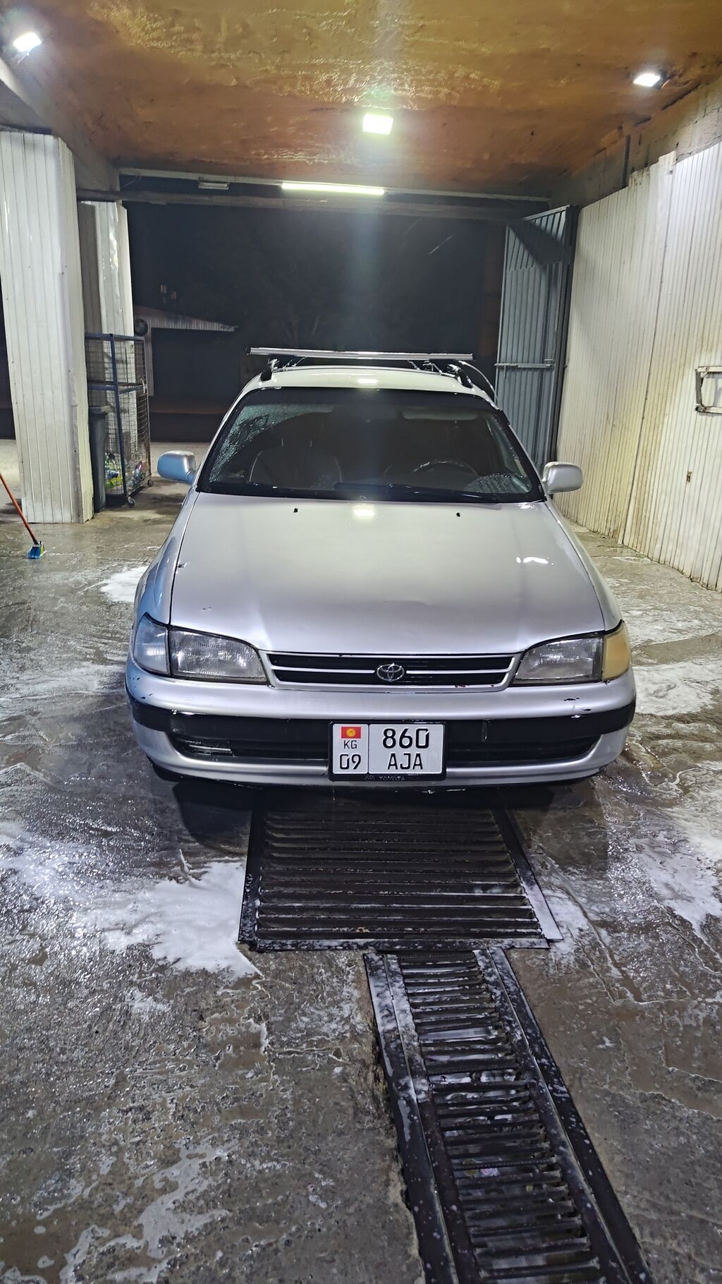 Toyota Carina E