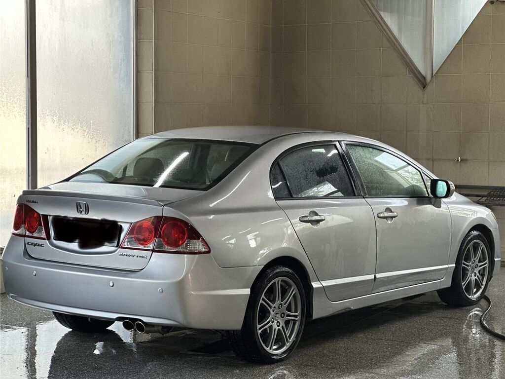Honda Civic: 2008 г., 2 л, Автомат, Бензин, Седан: фото 3