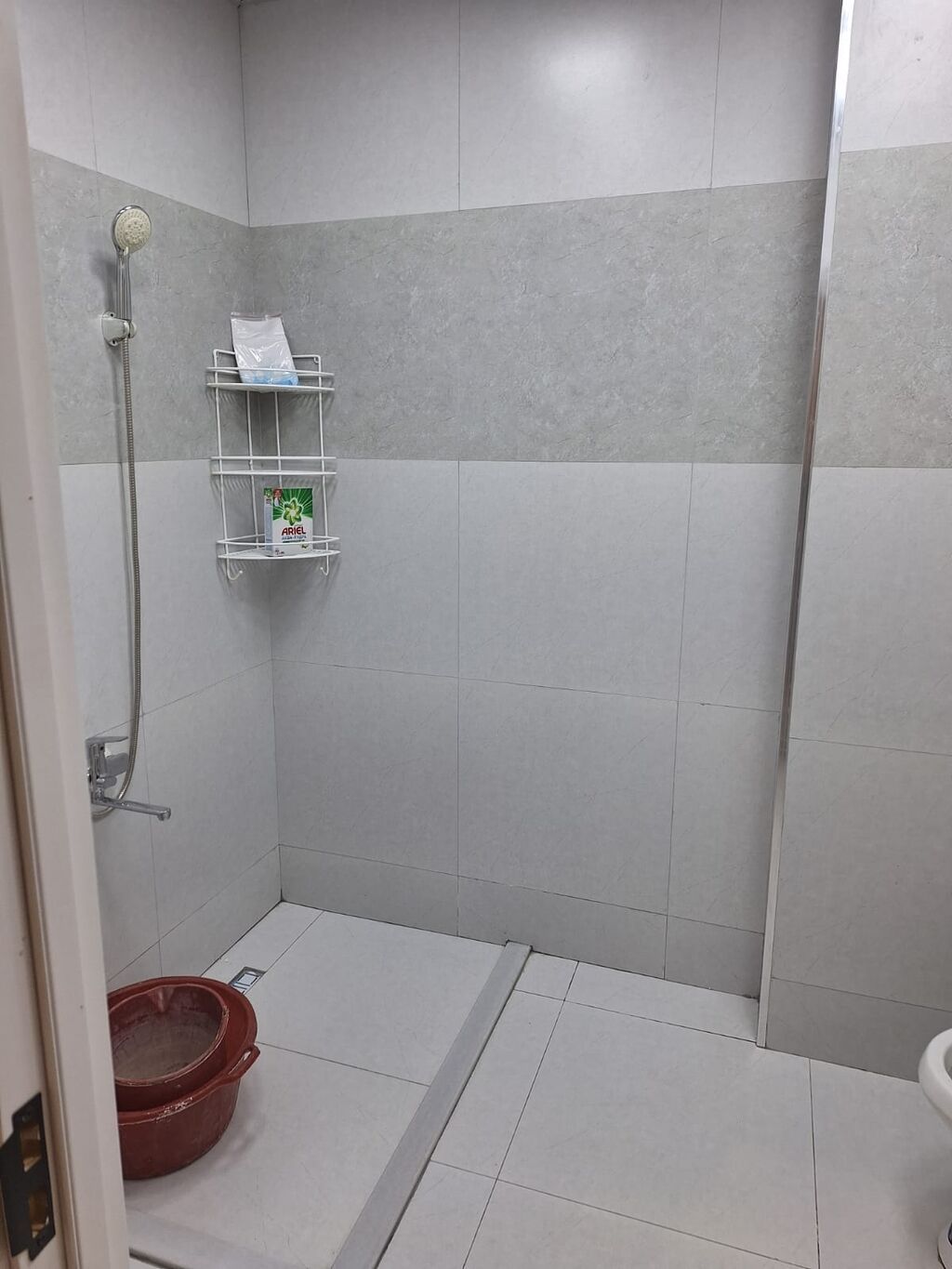 Saray Jasminde 9/8 mərt, 2 otağlı əşyalı studya menzil aylığı