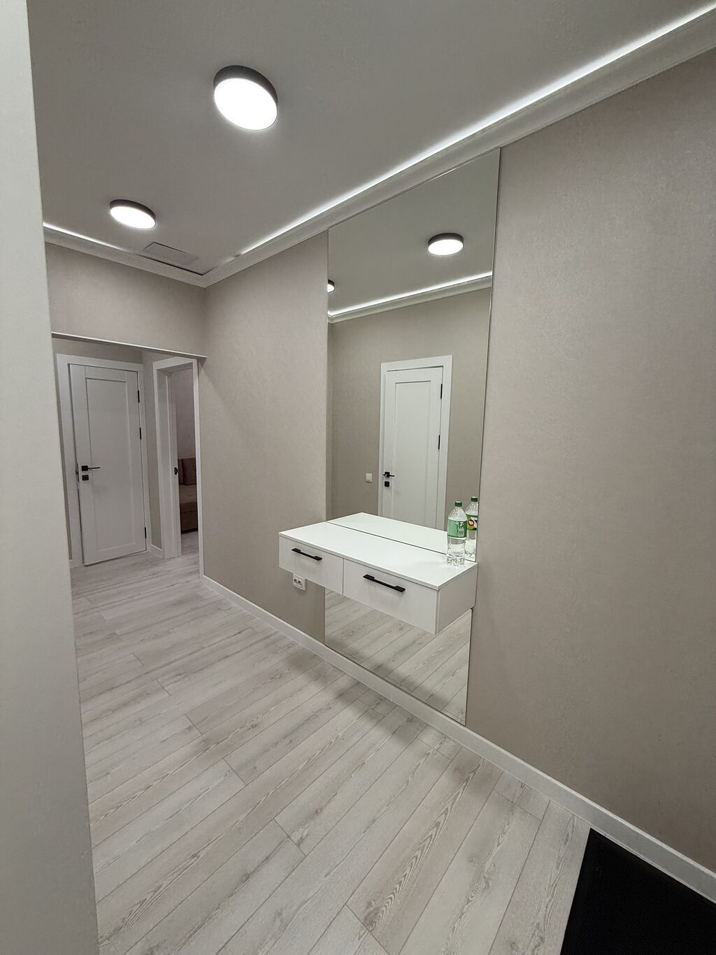 3 комнаты, 74 м², Филармония 108 серия, 4 этаж, Дизайнерский ремонт: фото 6
