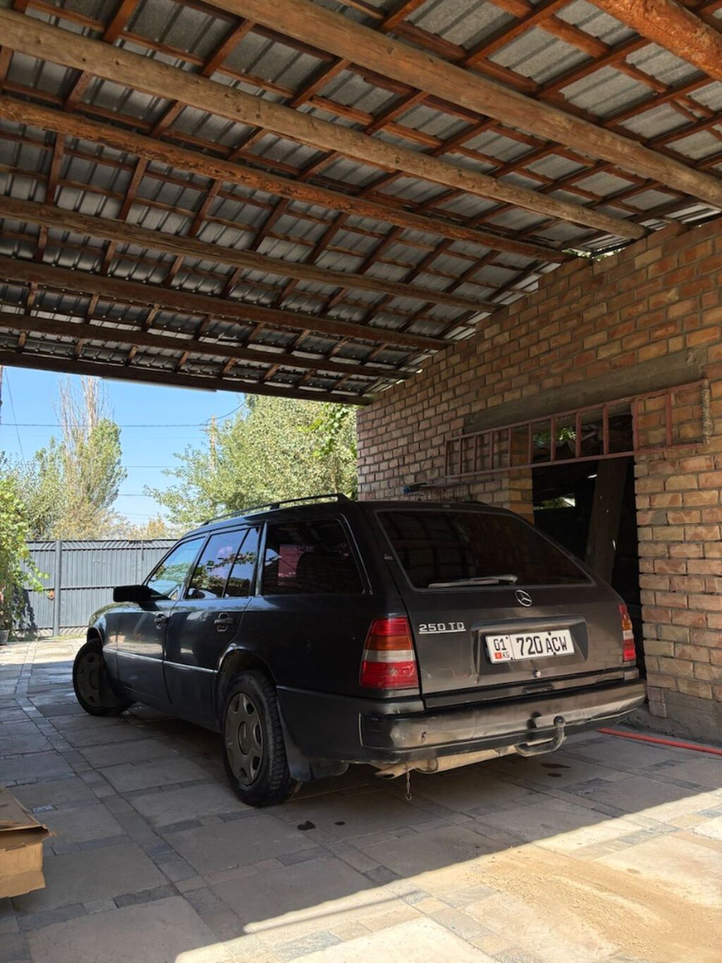 Mercedes-Benz W124: 1992 г., 2.5 л, Механика, Дизель, Универсал: фото 4