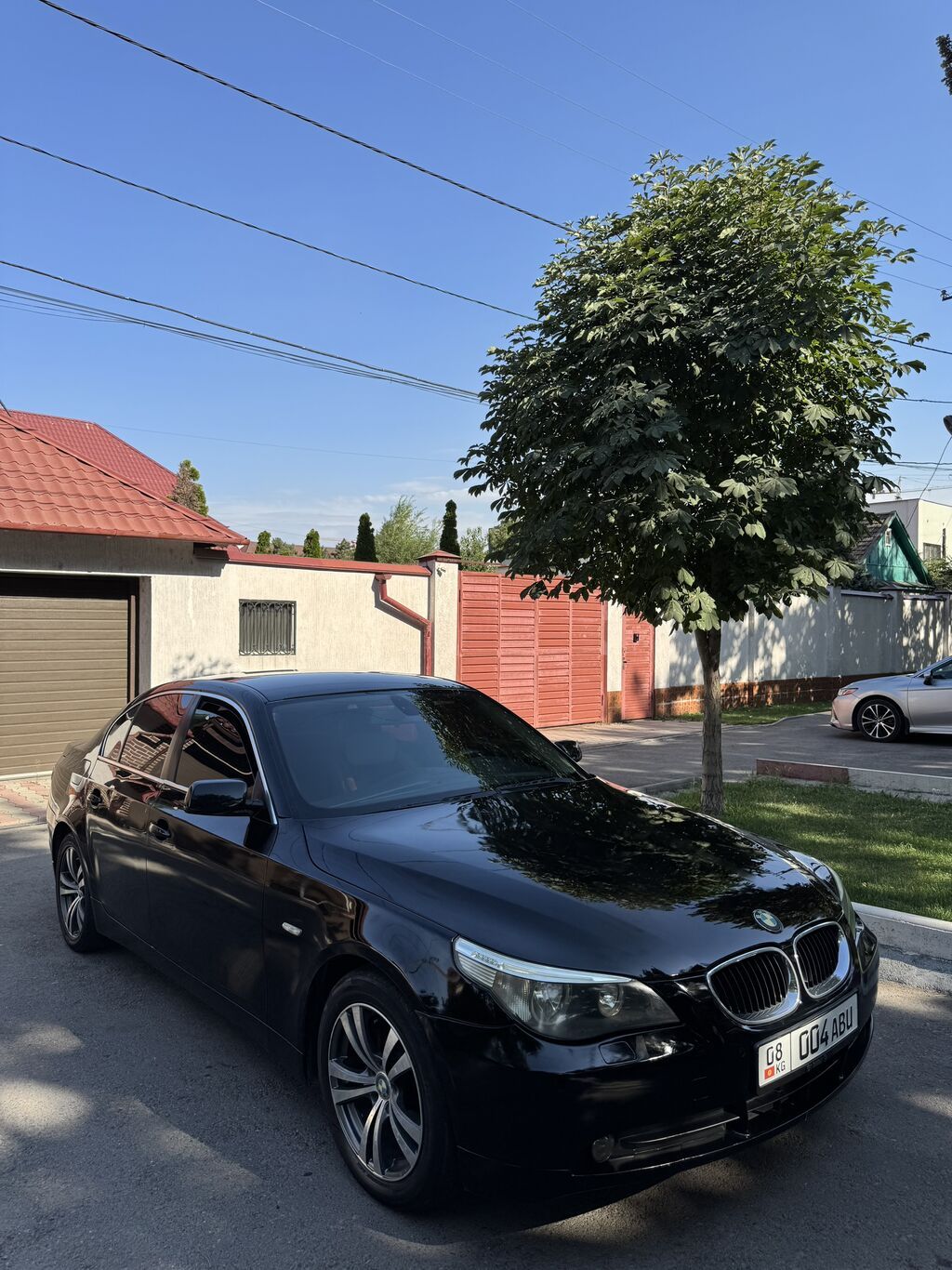 BMW 5 series: 2004 г., 3 л, Автомат, Бензин, Седан: фото 3