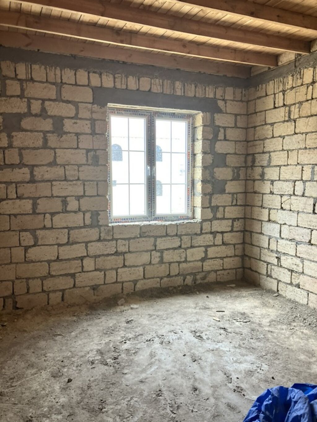 Badamdar qəs. 4 otaqlı, 140 kv. m, Kredit yoxdur, Təmirsiz
