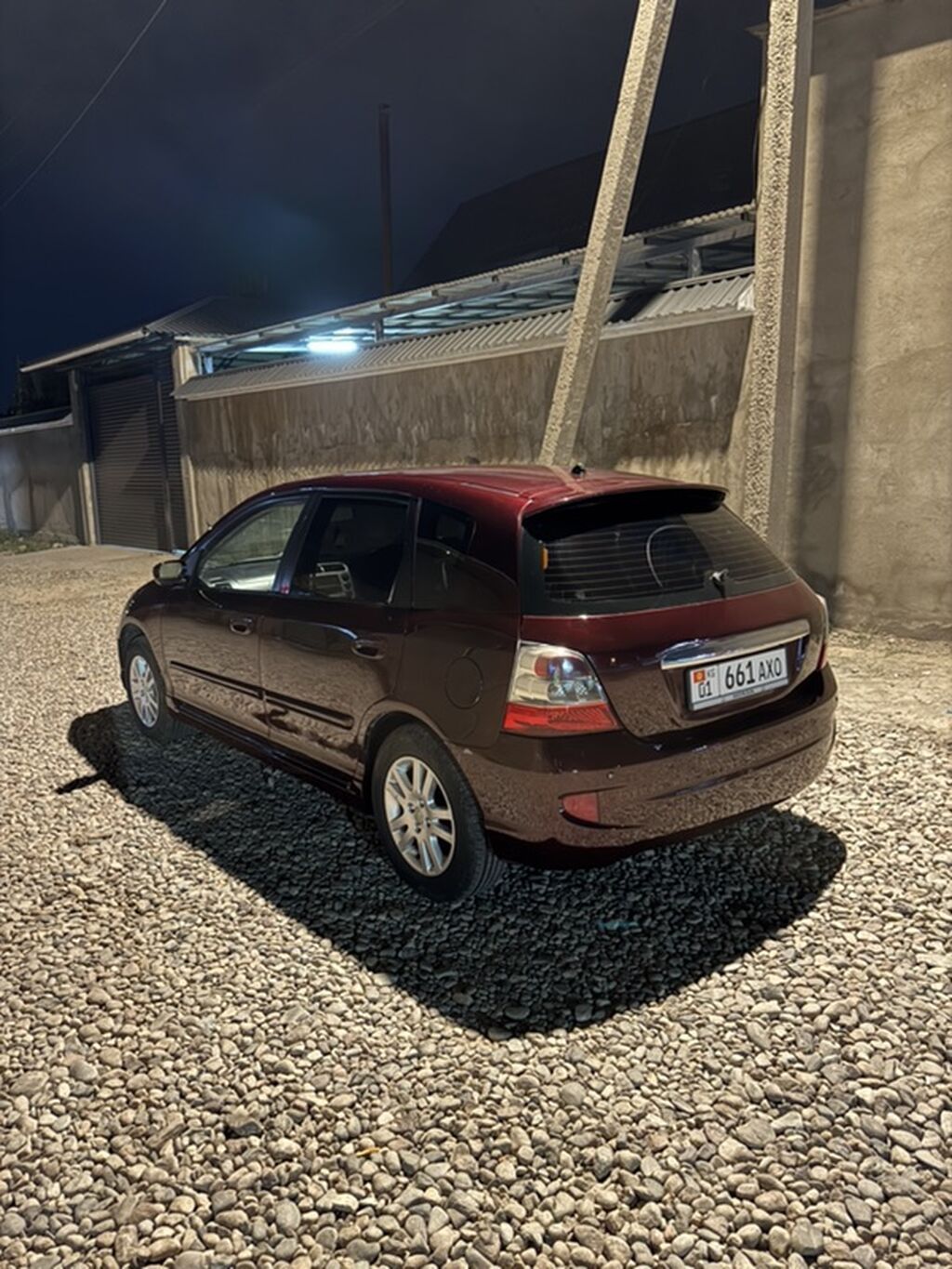 Honda Civic: 2005 г., 1.4 л, Автомат, Бензин, Седан: фото 5