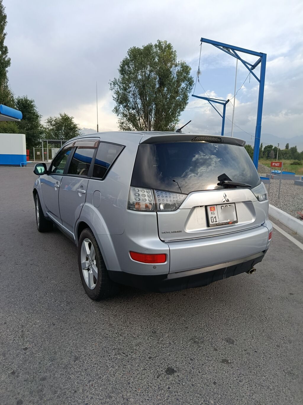 Mitsubishi Outlander: 2006 г., 2.4 л, Автомат, Бензин, Кроссовер: фото 4