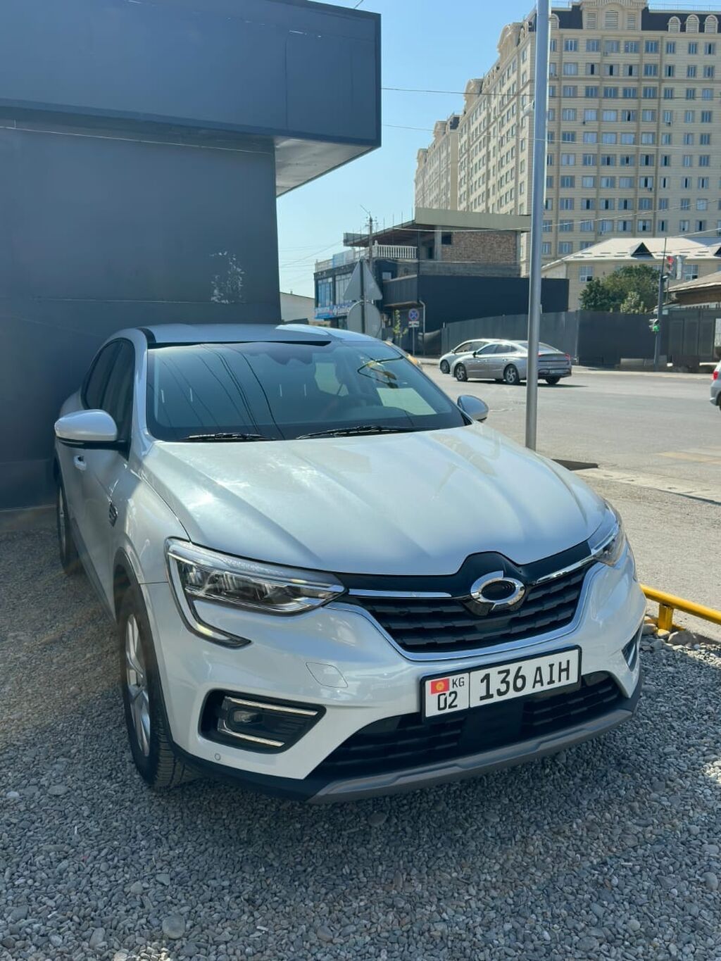 Renault Arkana: 2021 г., 1.6 л, Автомат, Бензин, Кроссовер: фото 2