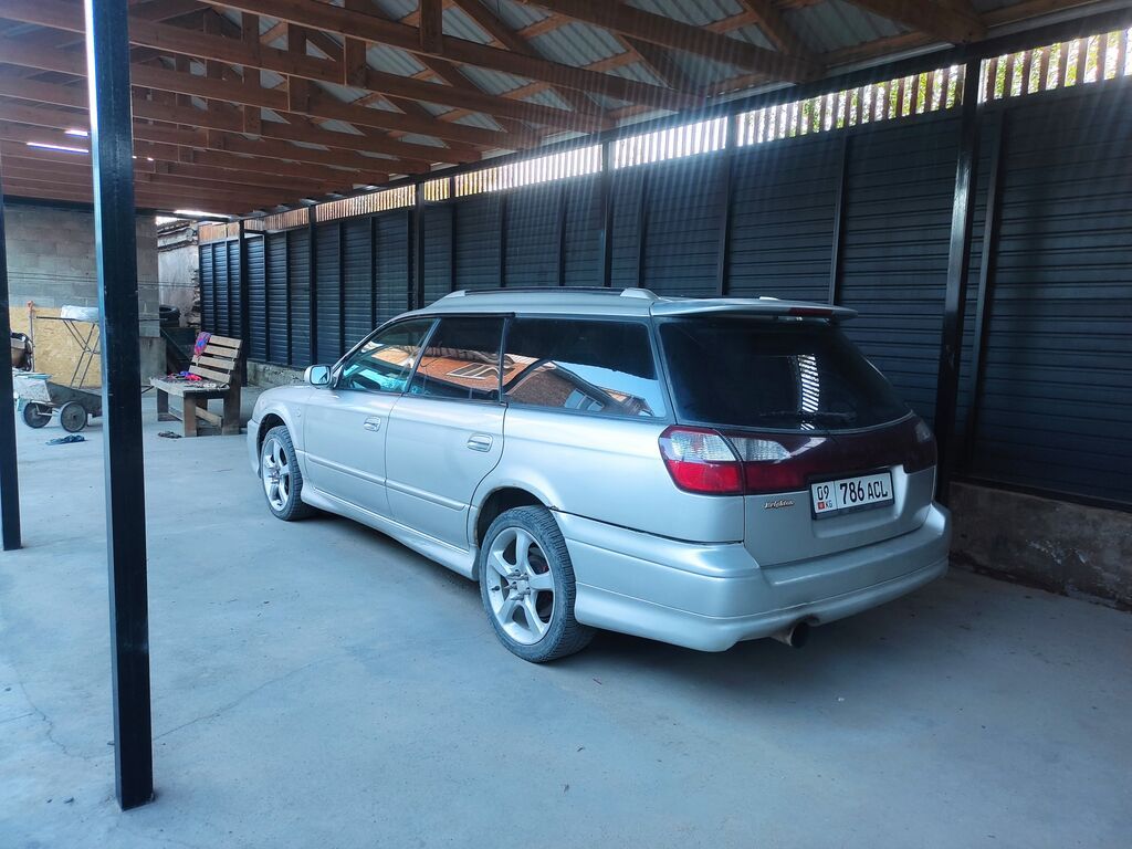 Subaru Legacy: 2000 г., 2 л, Автомат, Бензин, Универсал: фото 4