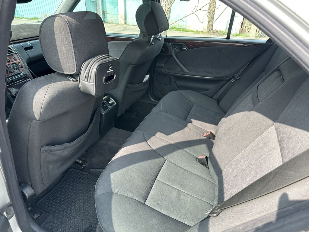 Mercedes-Benz E-Class: 2000 г., 3.2 л, Автомат, Бензин, Седан: фото 8