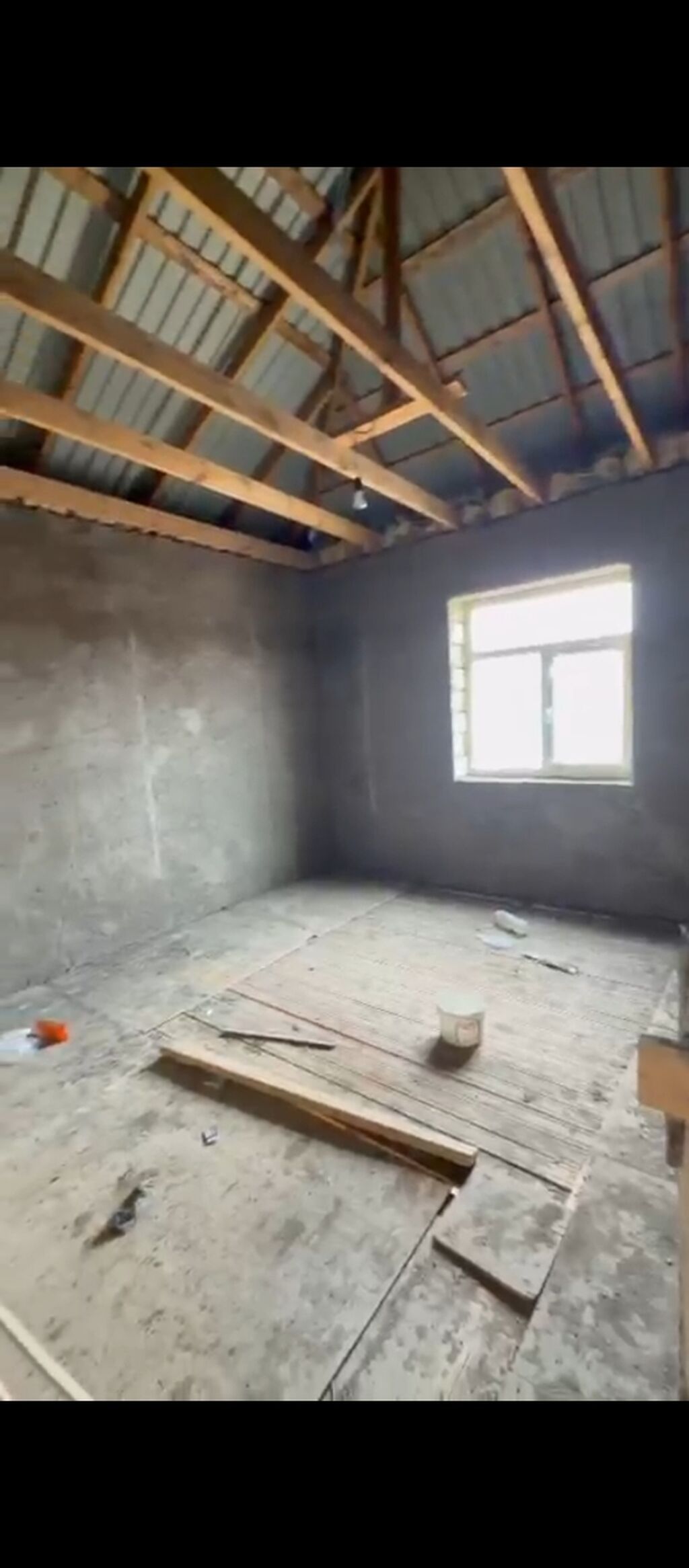 5 otaqlı, 120 kv. m, Təmirsiz