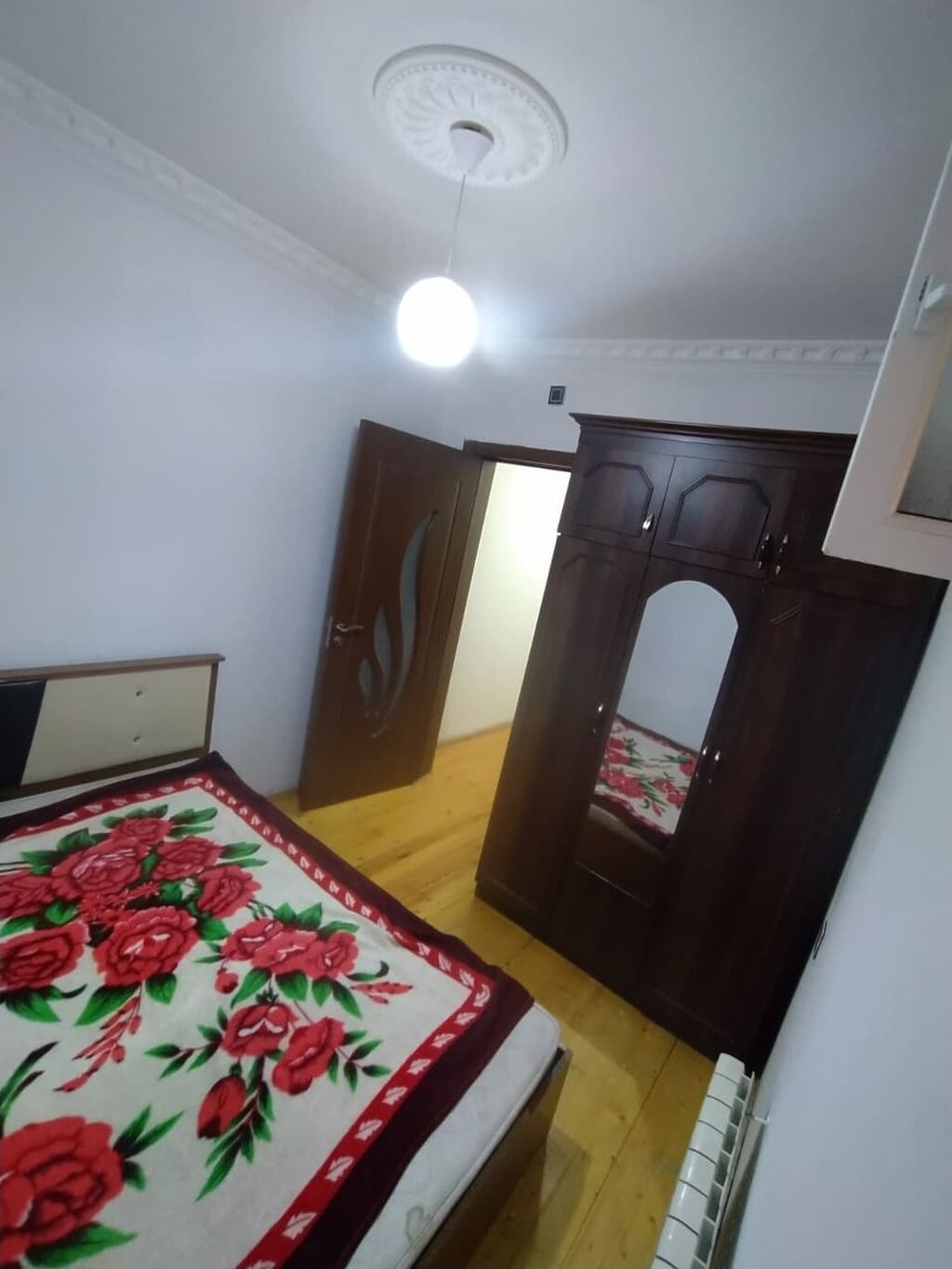 Kirayə ev masazir qurtulus 93 yaşayiş kompleksinde 6 mərtəbəli binanin