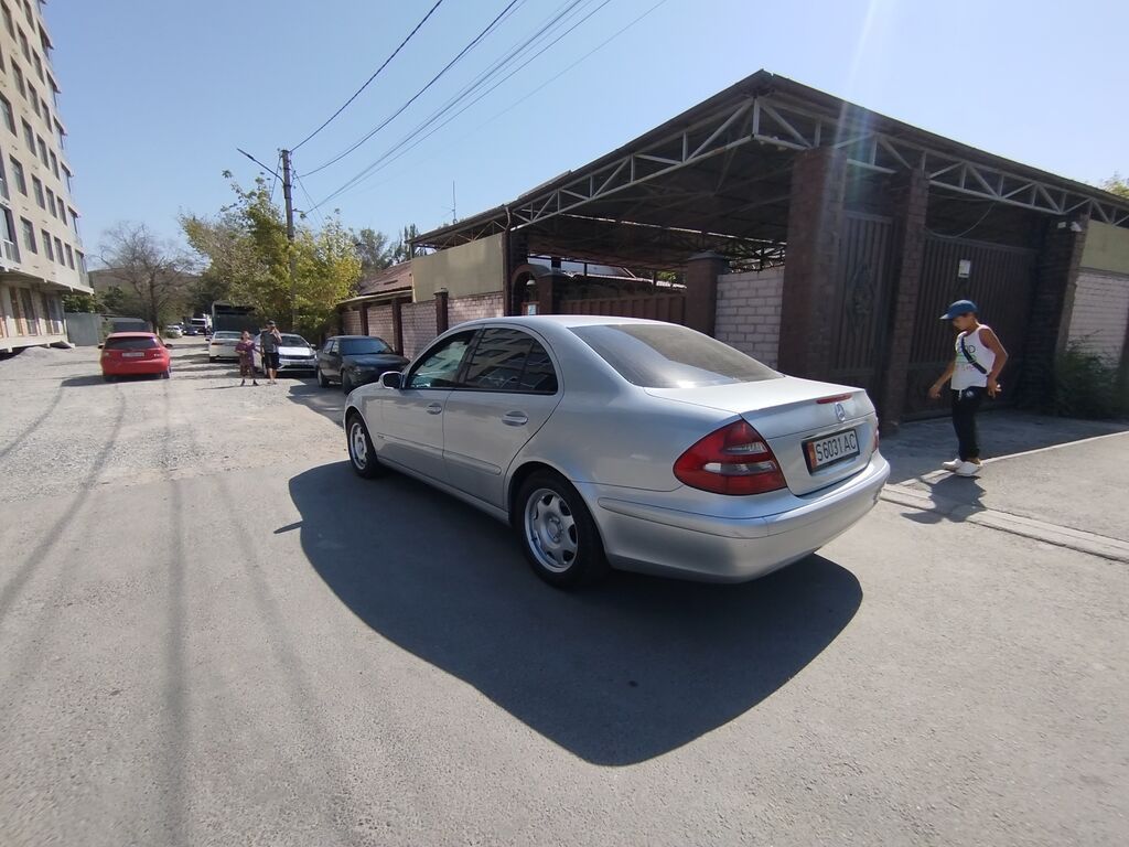 Mercedes-Benz E-Class: 2003 г., 2.6 л, Автомат, Бензин, Седан: фото 5