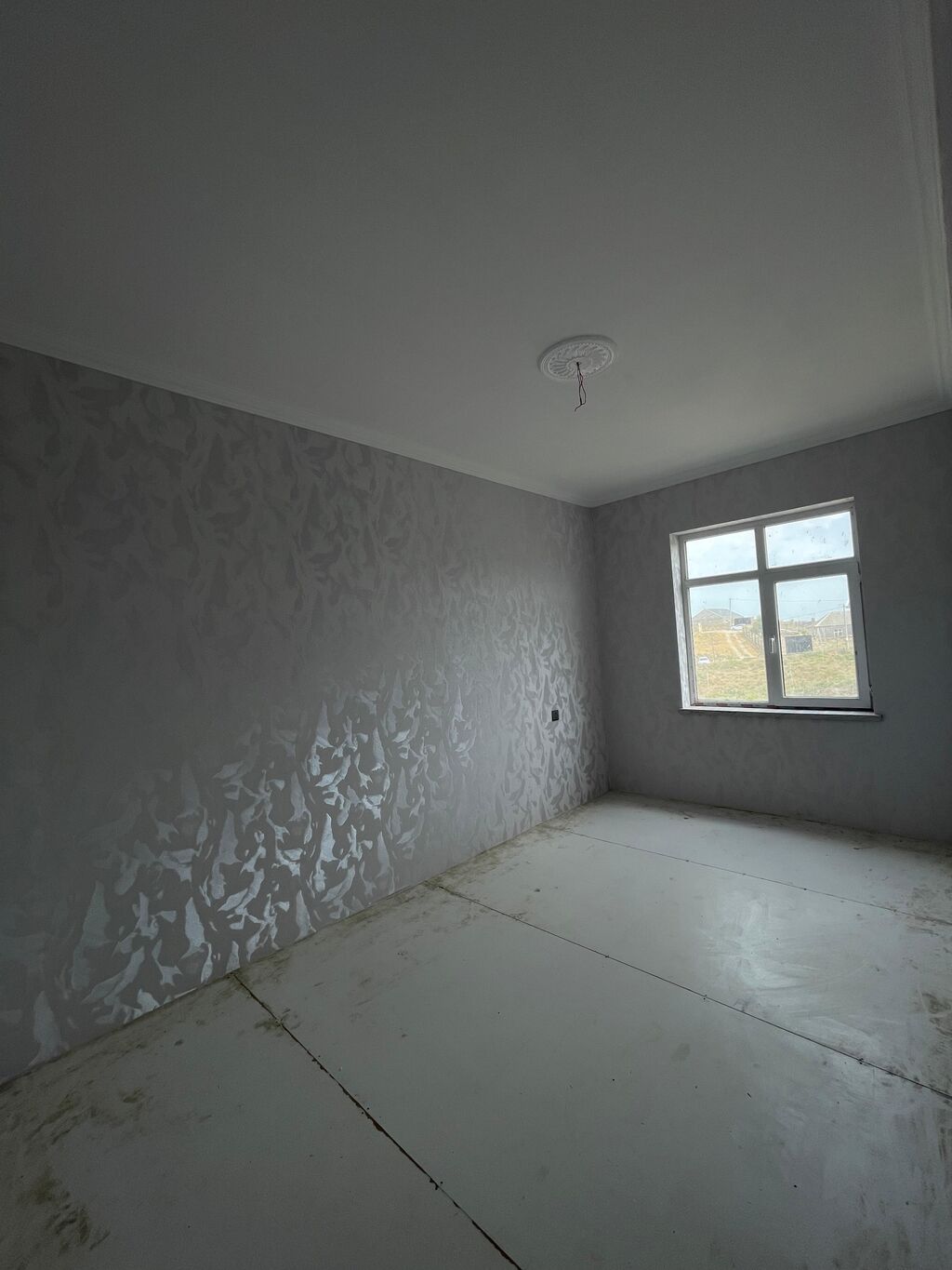 Hökməli 2 otaqlı, 81 kv. m, Yeni təmirli