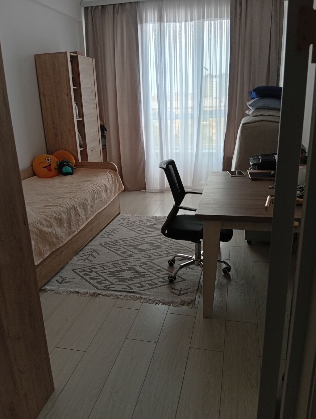 3 комнаты, 77 м², Пишпек Элитка, 6 этаж, Евроремонт: фото 5