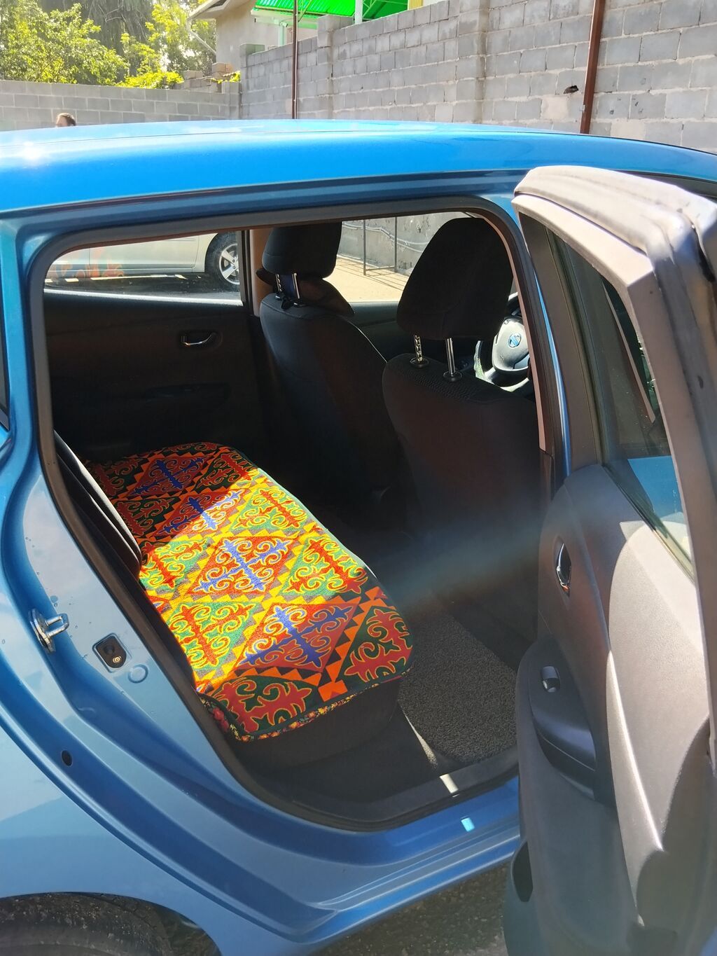 Nissan Leaf 2014 г., электромобиль: фото 7