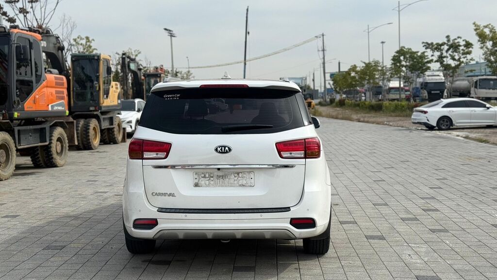 Kia Carnival: 2020 г., 2.2 л, Автомат, Дизель, Минивэн: фото 4