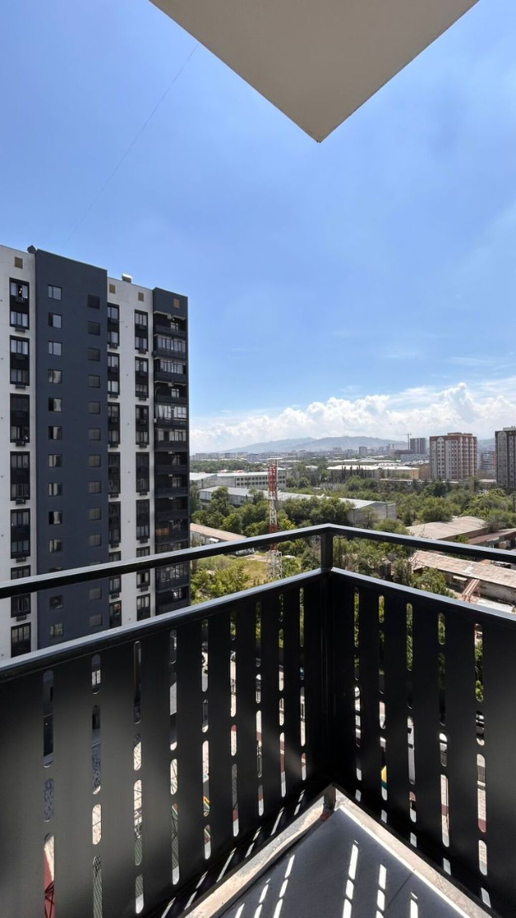 2 комнаты, 77 м², Мед Академия Элитка, 10 этаж, Евроремонт: фото 2