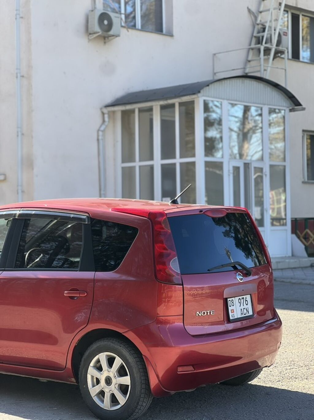 Nissan Note: 2005 г., Автомат, Бензин: фото 8