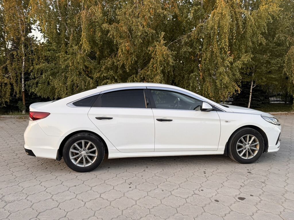 Hyundai Sonata: 2019 г., Автомат, Бензин, Седан: фото 3