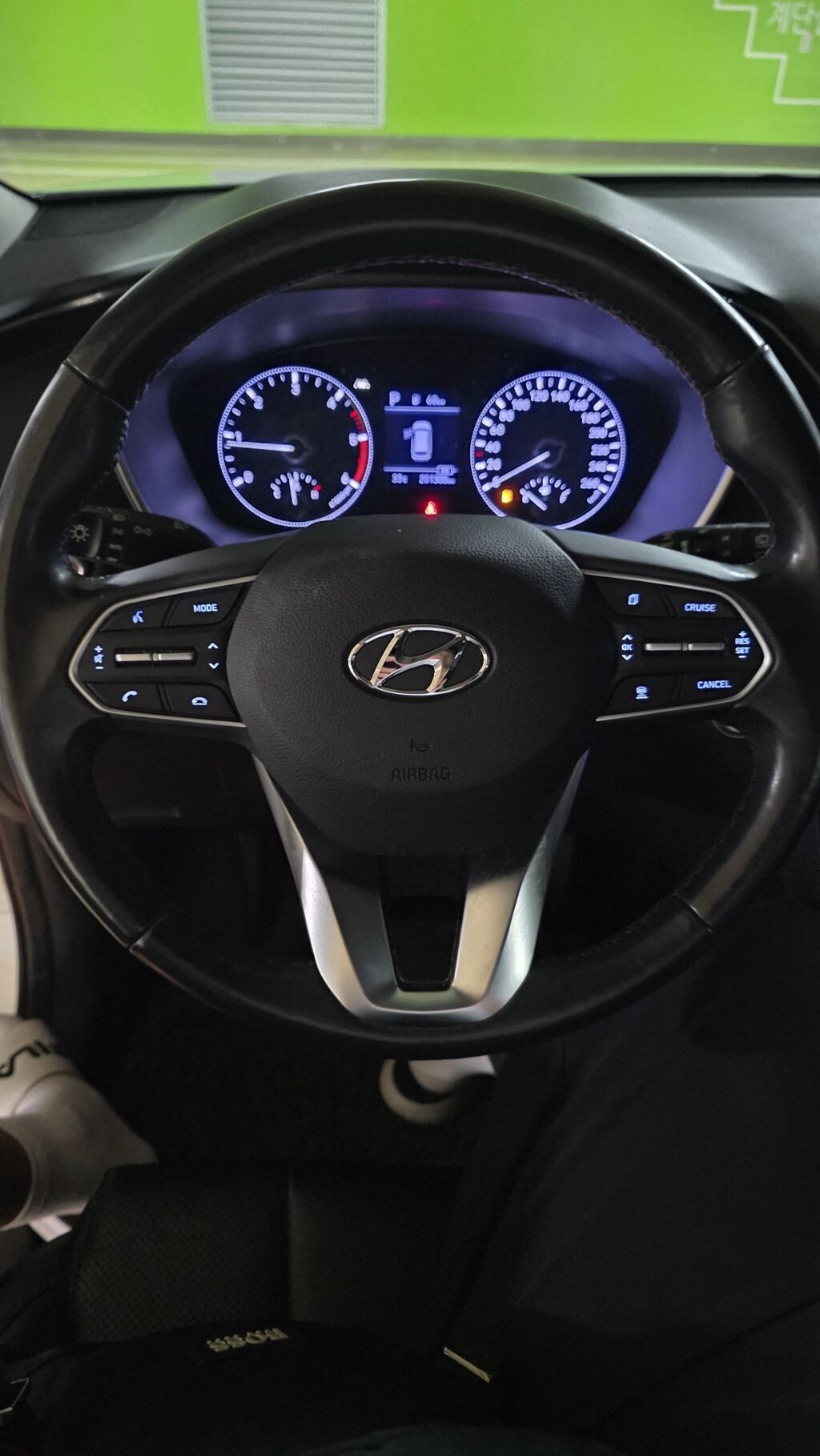 Hyundai Santa Fe: 2020 г., 2 л, Автомат, Дизель, Кроссовер: фото 3