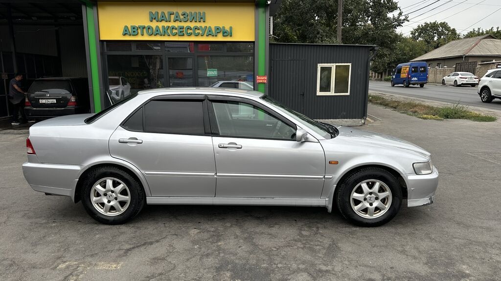 Honda Accord: 2002 г., 1.8 л, Автомат, Бензин, Седан: фото 2