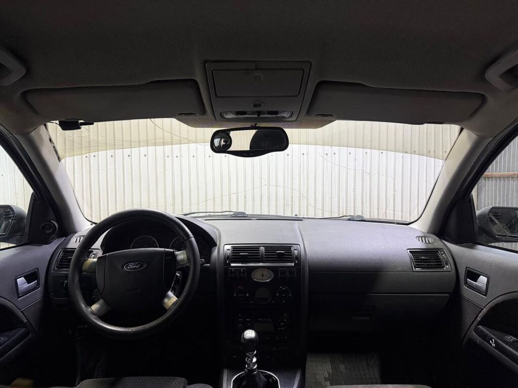 Ford Mondeo: 2003 г., Механика, Бензин, Универсал: фото 4