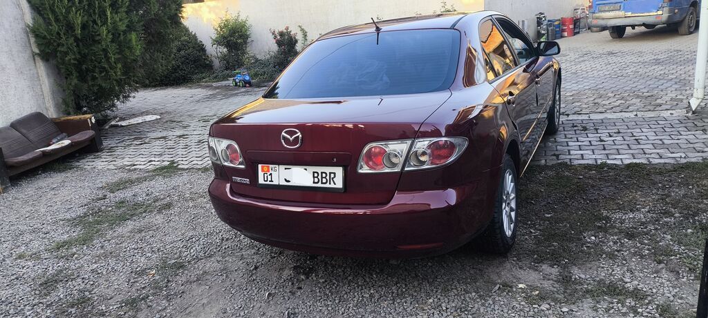 Mazda 6: 2004 г., 2 л, Автомат, Бензин, Седан: фото 3