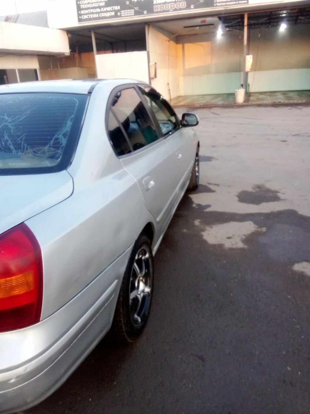 Hyundai Elantra: 2002 г., 1.6 л, Механика, Бензин, Хэтчбэк: фото 4