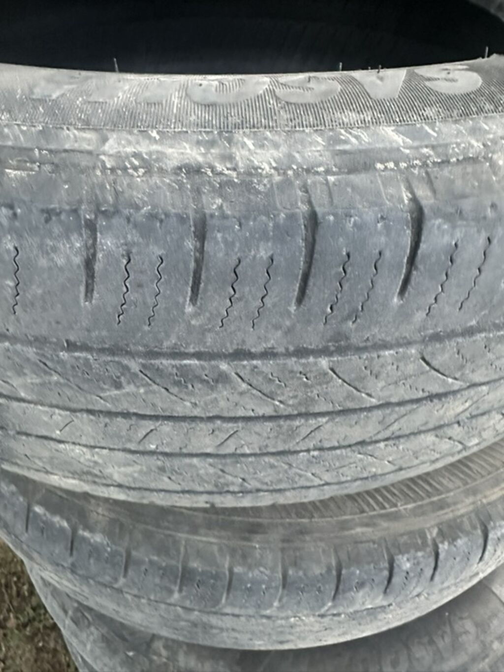 Комплект из 4 автомобильных шин R235/60 R18. Характеристики: -: фото 5
