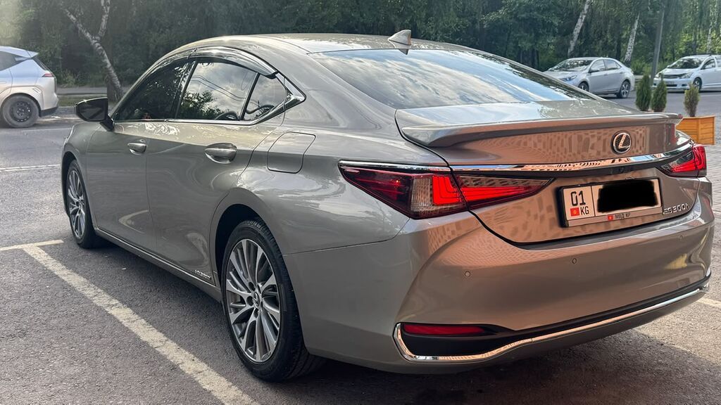 Lexus ES: 2021 г., Вариатор, Гибрид, Седан: фото 3