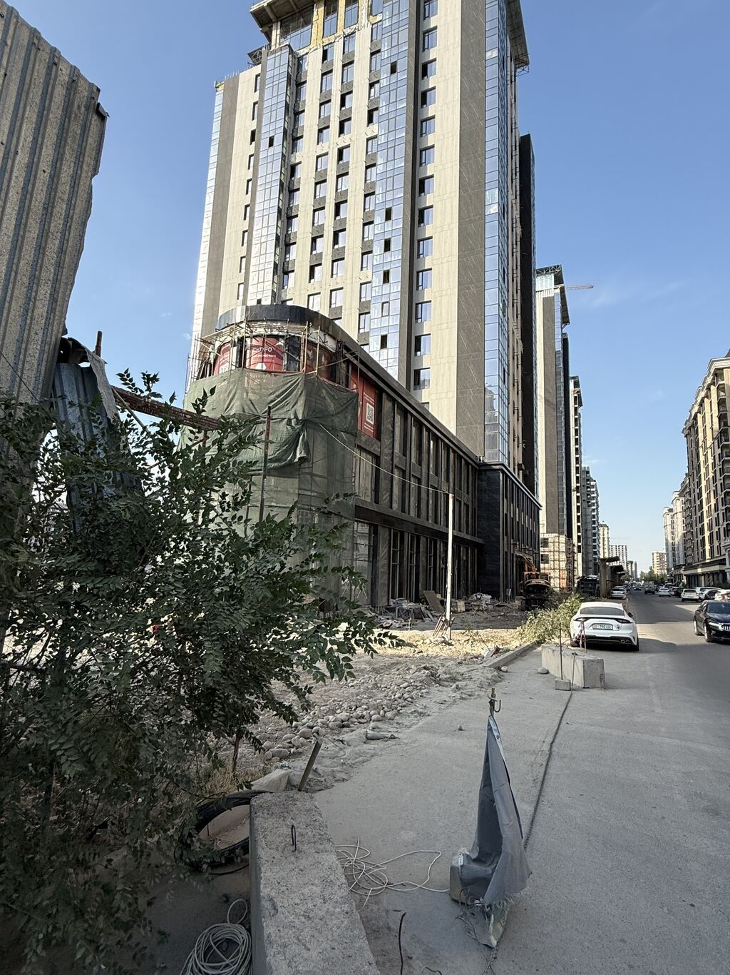 3 комнаты, 130 м², Асанбай мкр Элитка, 2 этаж, ПСО (под самоотделку): фото 2