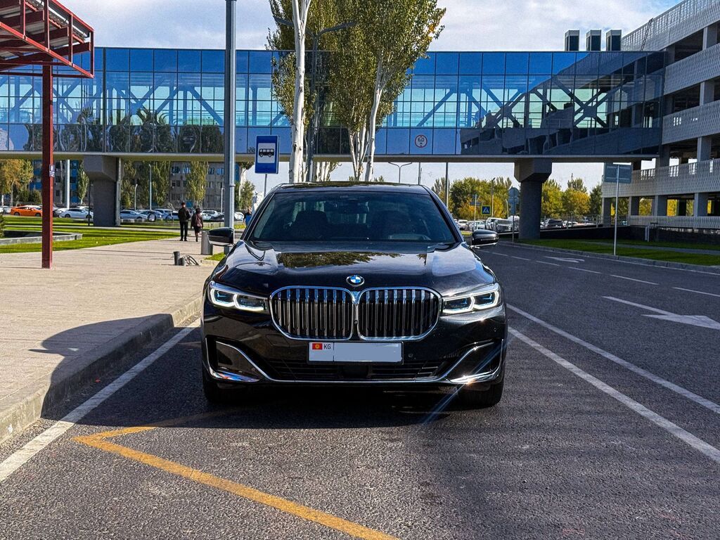 BMW 7 series: 2020 г., 3 л, Автомат, Бензин, Седан: фото 2