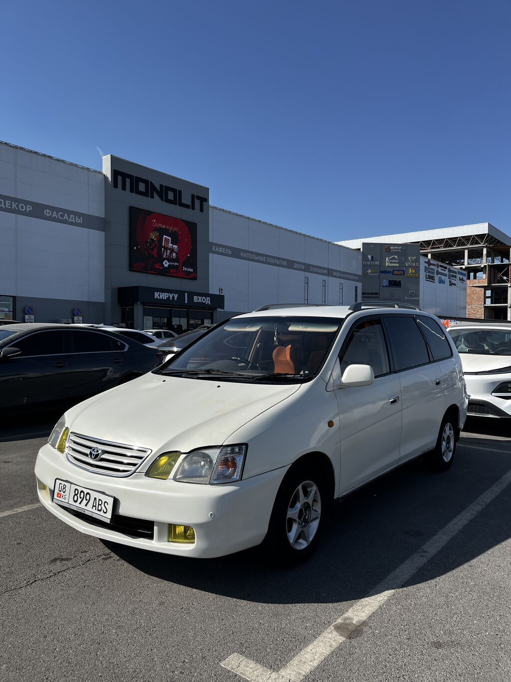 Toyota Gaia: 1998 г., 2 л, Автомат, Бензин, Минивэн: фото 2