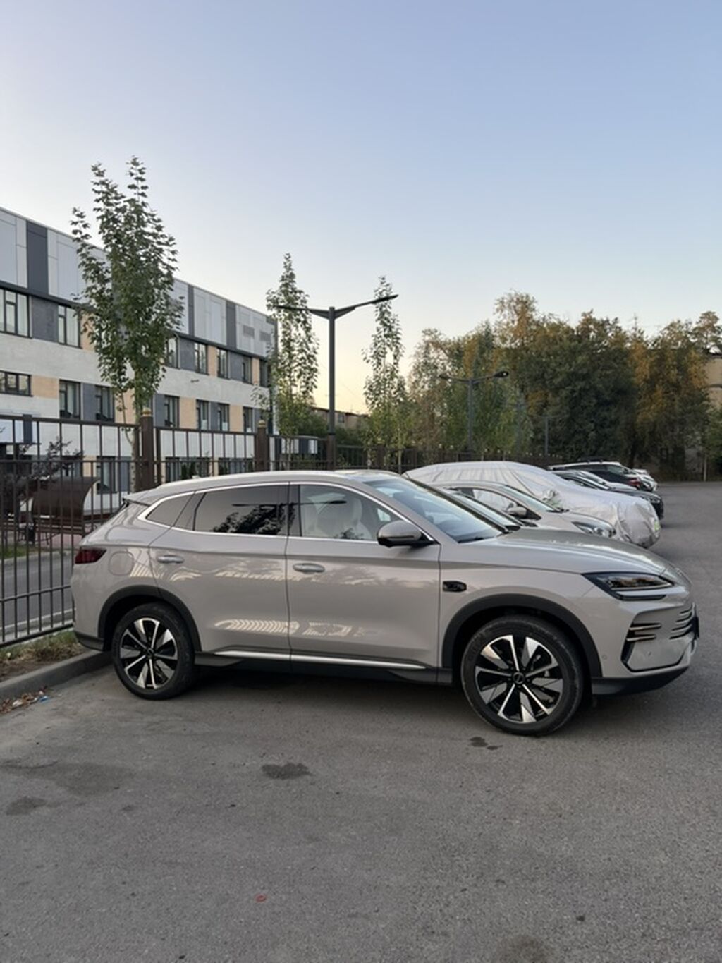 BYD Song Plus: 2025 г., 1.5 л, Автомат, Гибрид, Кроссовер: фото 2