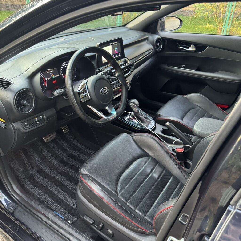 Kia K3: 2019 г., 1.6 л, Робот, Бензин, Фастбек: фото 5