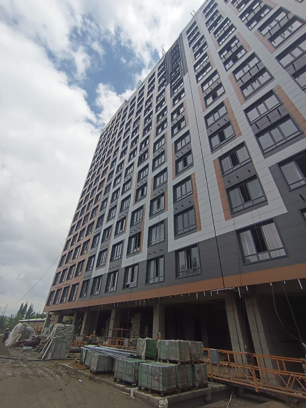 3 комнаты, 79 м², Тунгуч мкр Элитка, 12 этаж, ПСО (под самоотделку): фото 2