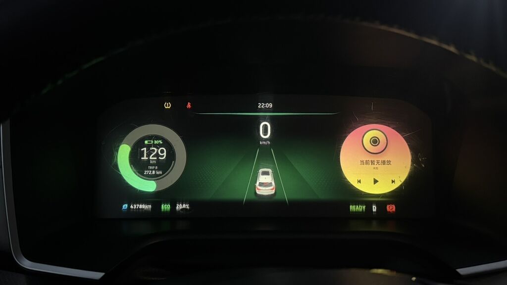JMEV EX5: 2021 г., Автомат, Электромобиль, Кроссовер: фото 4
