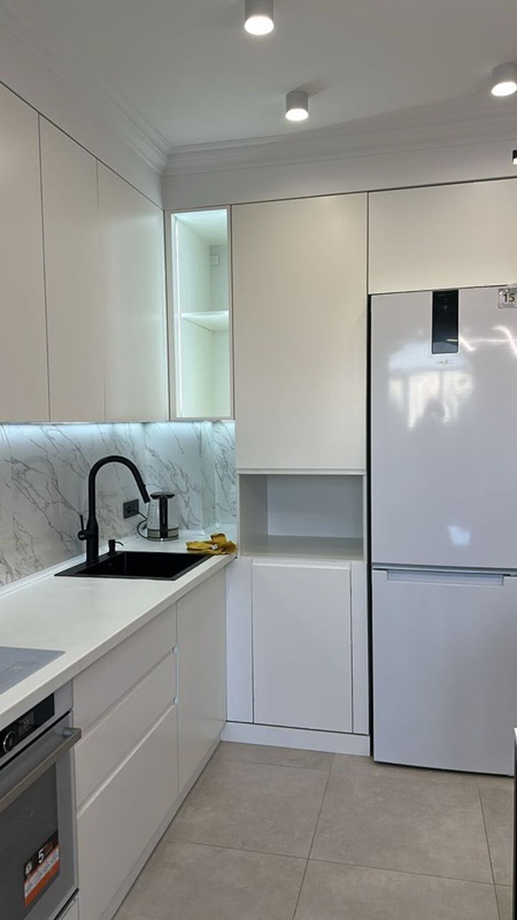 1 комната, 50 м², Золотой квадрат Элитка, 6 этаж, Дизайнерский ремонт: фото 2