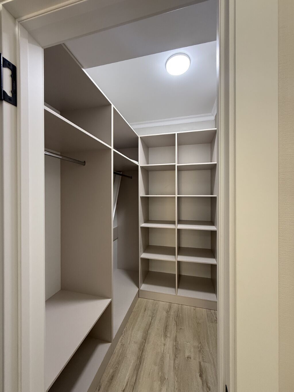 2 комнаты, 68 м², Элитка, 8 этаж, Дизайнерский ремонт: фото 2